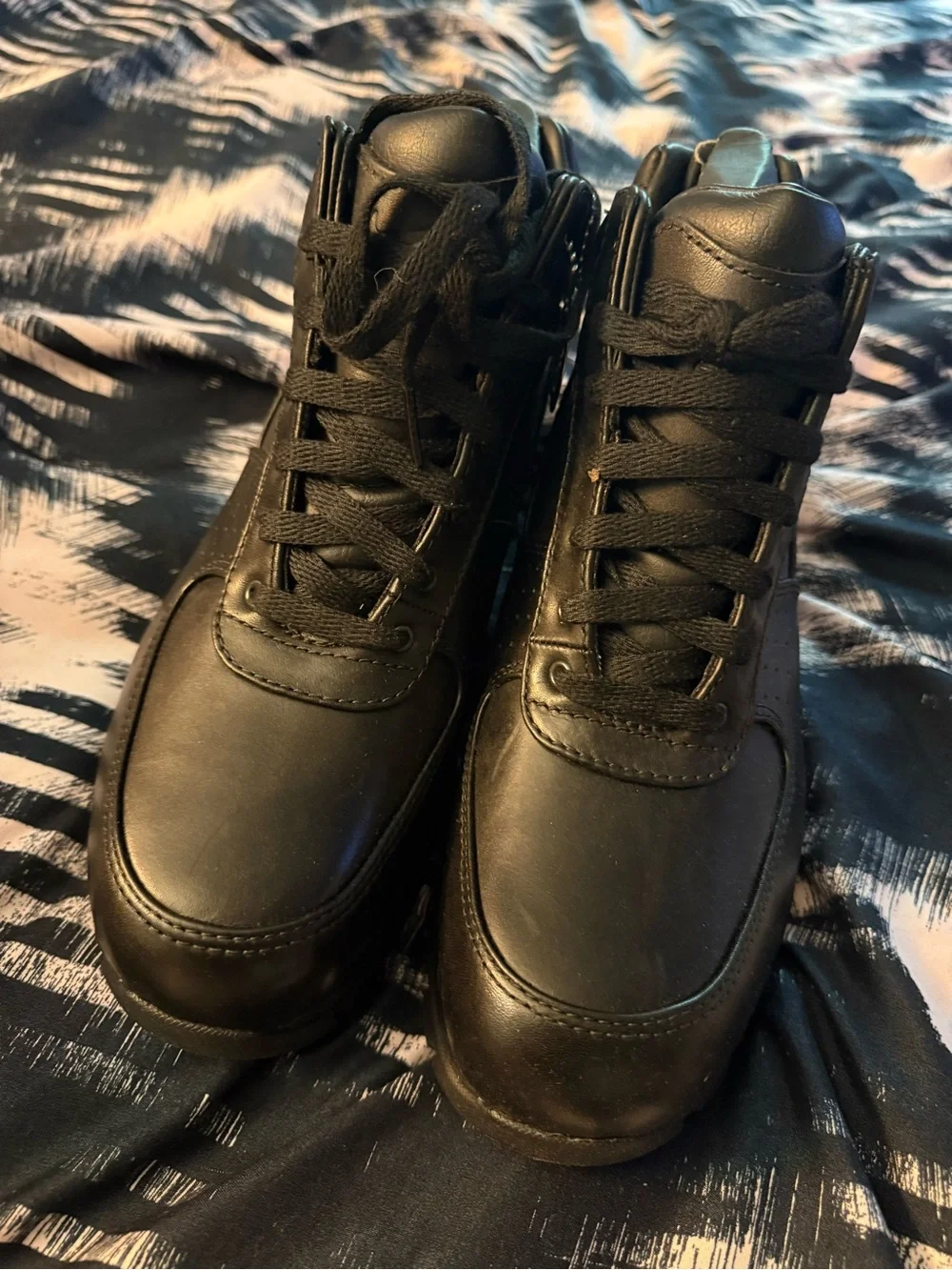 Nike ACG Men's Black High-Top Leather Boots